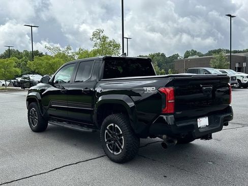 Used 2024 Toyota Tacoma TRD Sport RWD image 7