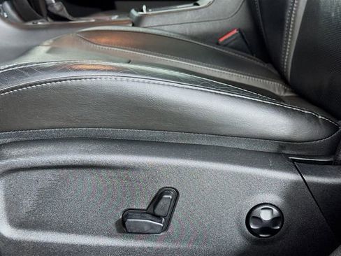 Used 2019 Dodge Charger SXT image 17