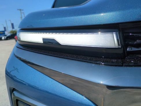New 2026 Chevrolet Traverse Z71 w/ Driver Confidence Package AWD/4WD image 10