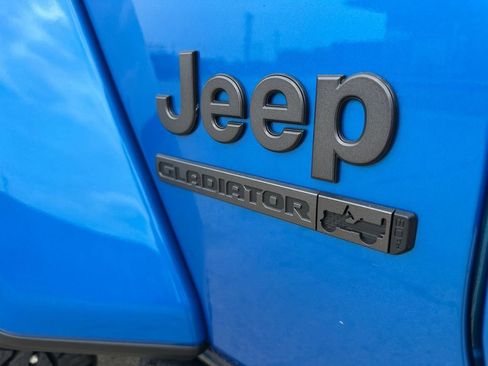 Used 2021 Jeep Gladiator Sport w/ Quick Order Package 24Q 80Th AWD/4WD image 41