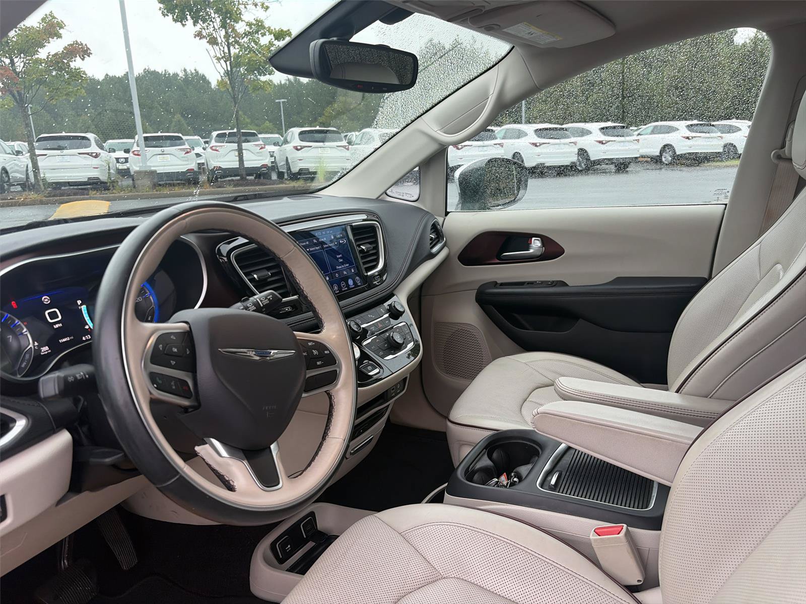 Used 2017 Chrysler Pacifica Limited FWD image 20