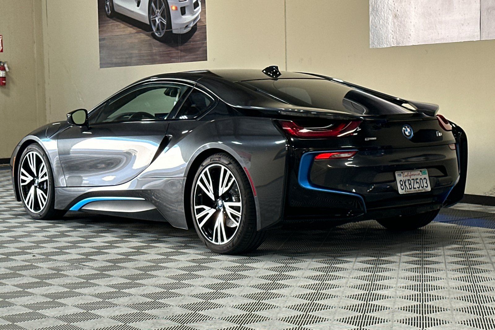 Used 2015 BMW i8 AWD/4WD image 6