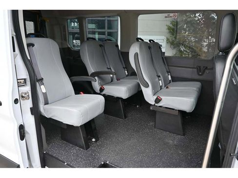 Used 2022 Ford Transit 350 XL image 17