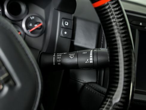 Used 2018 Nissan GT-R Premium AWD/4WD image 32