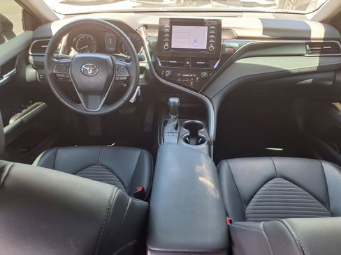 Used 2024 Toyota Camry SE FWD image 16