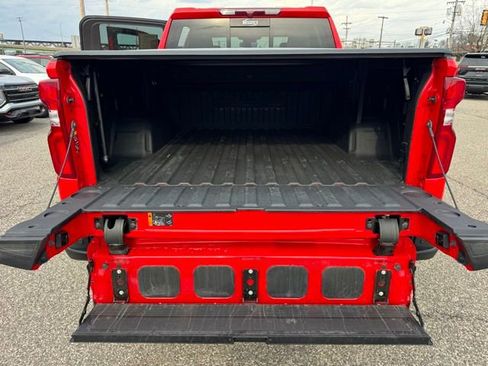 Certified 2024 Chevrolet Silverado 1500 ZR2 w/ ZR2 Bison Edition image 9