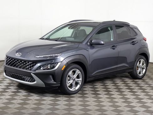 Used 2022 Hyundai Kona SEL w/ Convenience Package AWD/4WD image 9
