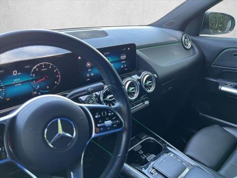 Used 2021 Mercedes-Benz GLA 250 image 12
