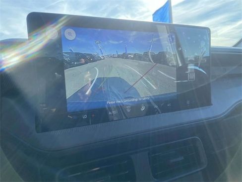 New 2025 Ford Maverick XL image 12