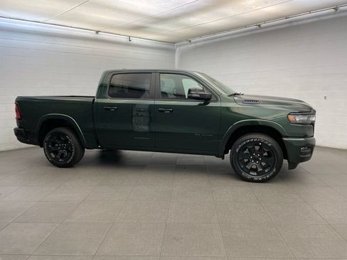 New 2026 RAM 1500 4x4 Crew Cab image 2