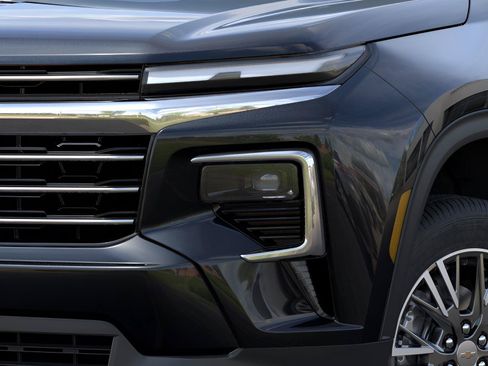 New 2026 Chevrolet Traverse LT w/ Driver Confidence Package FWD image 10