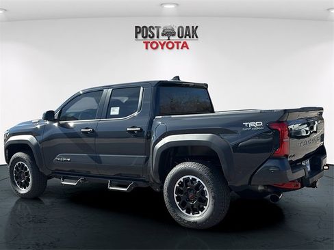 New 2026 Toyota Tacoma TRD Off-Road image 5