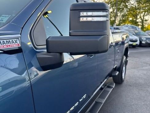 Used 2025 GMC Sierra 3500 Pro w/ 1SA Pro Safety Plus Package AWD/4WD image 8