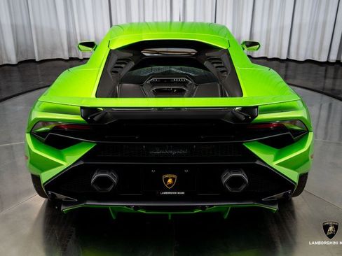 Used 2023 Lamborghini Huracan Tecnica image 16
