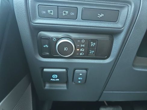 Used 2023 Ford F150 Lariat AWD/4WD image 31