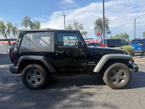 Used 2015 Jeep Wrangler Sport w/ Quick Order Package 24S AWD/4WD image 2