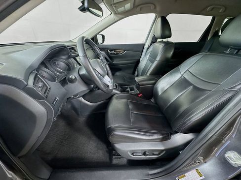 Used 2019 Nissan Rogue SL image 24