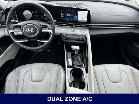 Used 2024 Hyundai Elantra Limited FWD image 15
