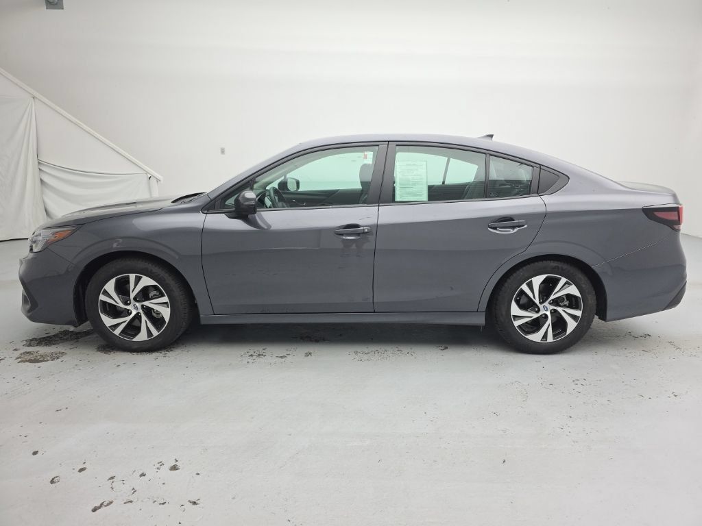 Used 2025 Subaru Legacy Premium AWD/4WD image 5