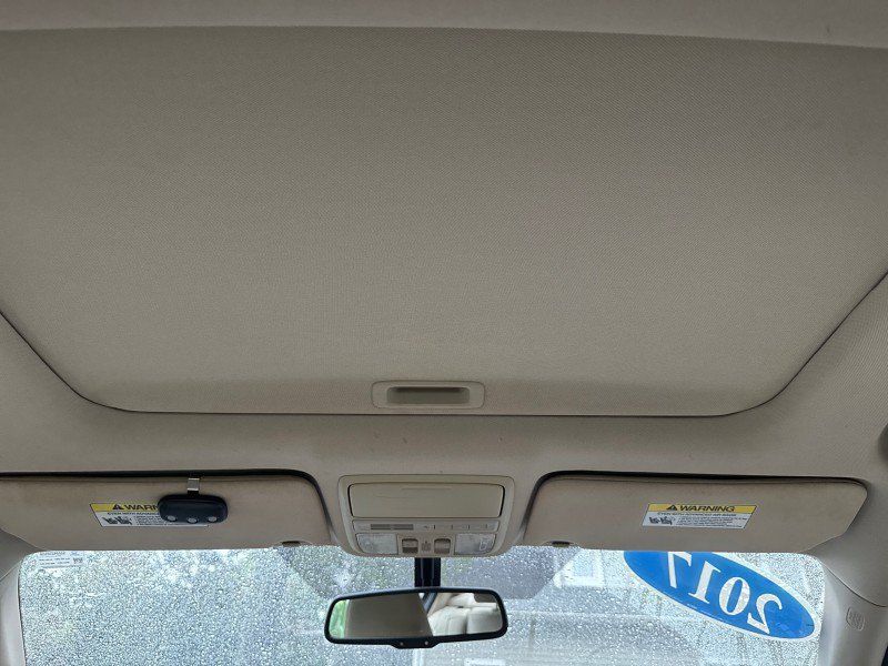 Used 2017 Honda Accord EX-L image 28