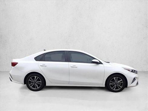 Used 2023 Kia Forte LXS w/ LXS Technology Package FWD image 15
