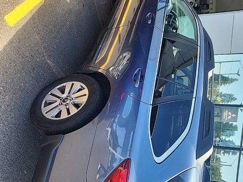 Used 2016 Subaru Outback 2.5i Premium w/ Popular Package #3 AWD/4WD image 19