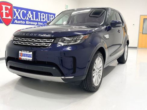 Used 2017 Land Rover Discovery HSE AWD/4WD image 4