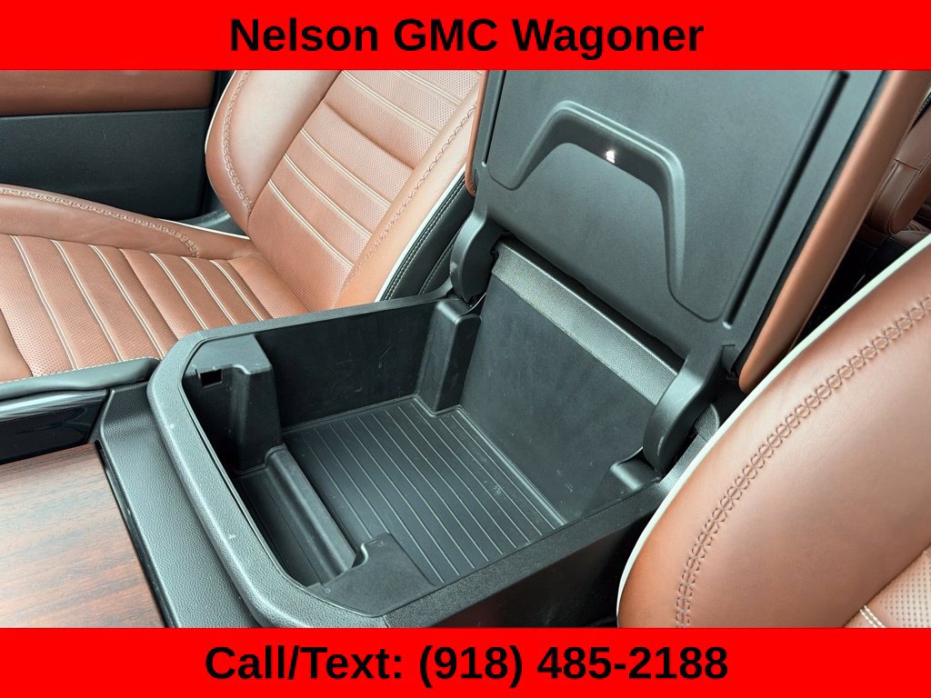 Used 2023 GMC Yukon Denali Ultimate AWD/4WD image 41