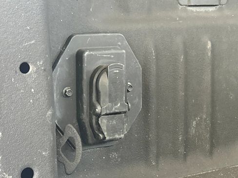 Used 2024 Ford F350 XLT AWD/4WD image 37