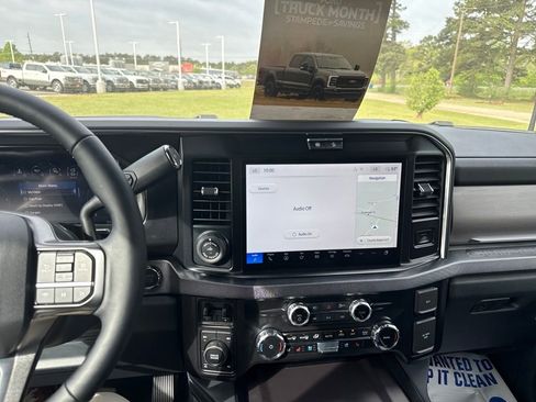 New 2026 Ford F250 Platinum image 26