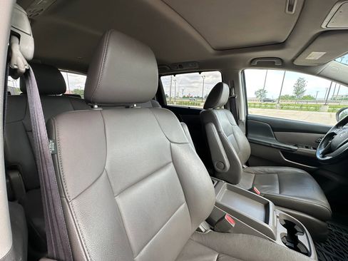 Used 2016 Honda Odyssey EX-L image 22
