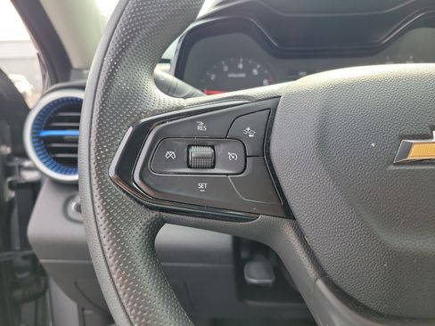 Used 2024 Chevrolet Trax LS w/ Driver Confidence Package FWD image 23