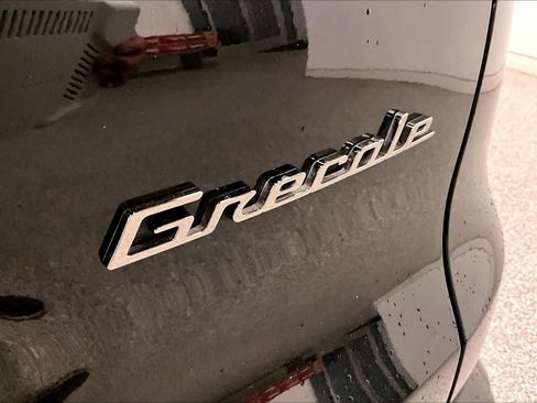 Used 2023 Maserati Grecale Trofeo AWD/4WD image 10