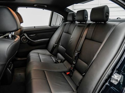 Used 2011 BMW M3 Sedan RWD image 86