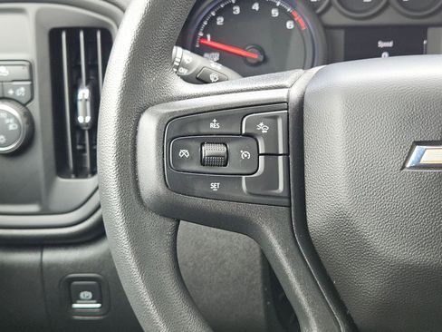 Certified 2023 Chevrolet Silverado 1500 Custom image 21