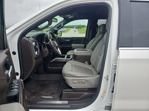 Used 2021 GMC Sierra 1500 SLT w/ SLT Premium Plus Package AWD/4WD image 18