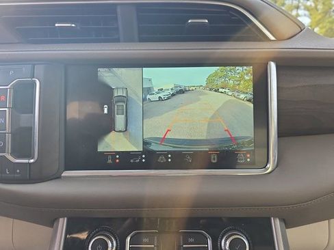 Used 2023 GMC Yukon Denali w/ Advanced Technology Package image 23