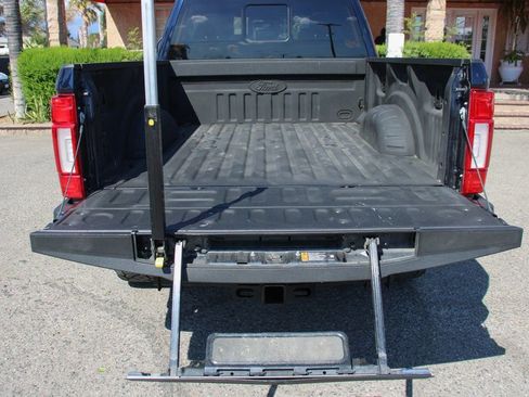 Used 2021 Ford F250 Lariat AWD/4WD image 8