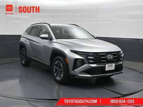 Used 2026 Hyundai Tucson SEL Plus AWD/4WD image 4