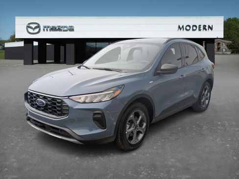 Used 2025 Ford Escape ST-Line image 1