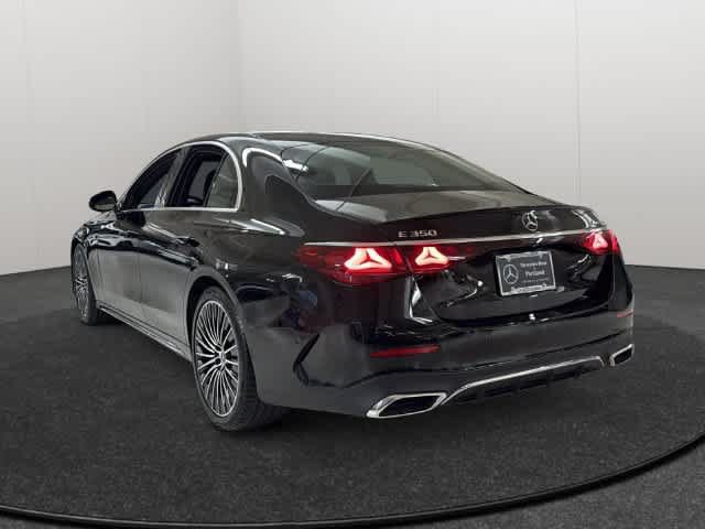 Used 2026 Mercedes-Benz E 350 4MATIC Sedan image 4