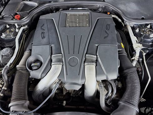 Used 2014 Mercedes-Benz SL 550 image 29