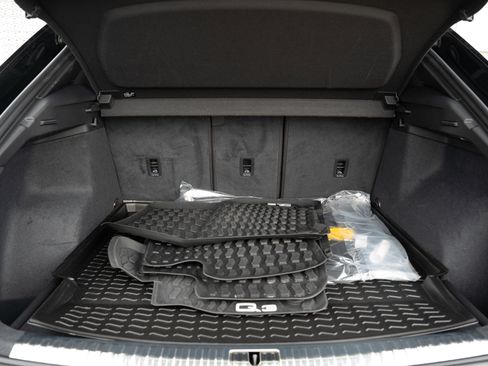 Used 2023 Audi Q3 2.0T Premium Plus image 27