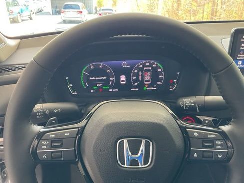 New 2026 Honda Accord Touring image 8