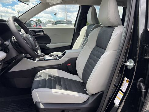New 2026 Mitsubishi Outlander SE AWD/4WD image 17
