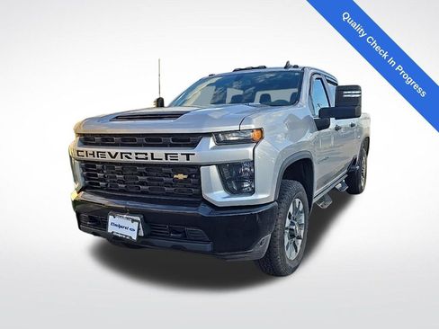 Used 2022 Chevrolet Silverado 2500 Custom w/ Custom Value Package AWD/4WD image 1