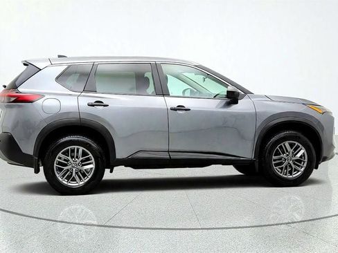 Used 2023 Nissan Rogue S AWD/4WD image 4