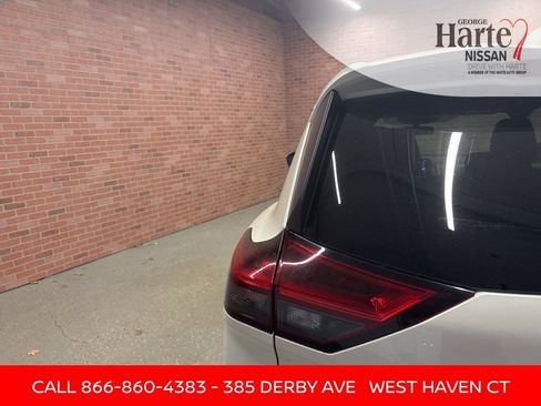 Certified 2023 Nissan Rogue SV image 45