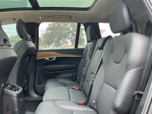 Certified 2024 Volvo XC90 T8 Plus w/ Protection Package Premier AWD/4WD image 31