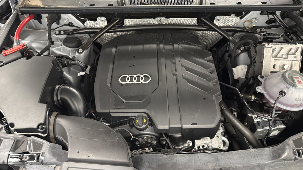 Used 2024 Audi Q5 2.0T Premium Plus AWD/4WD image 29